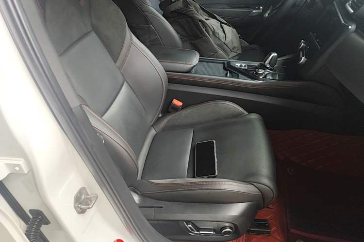 Used Lynk & Co 03 2019 1.5TD DCT JingPro Edition China VI Standard Right Front Seat