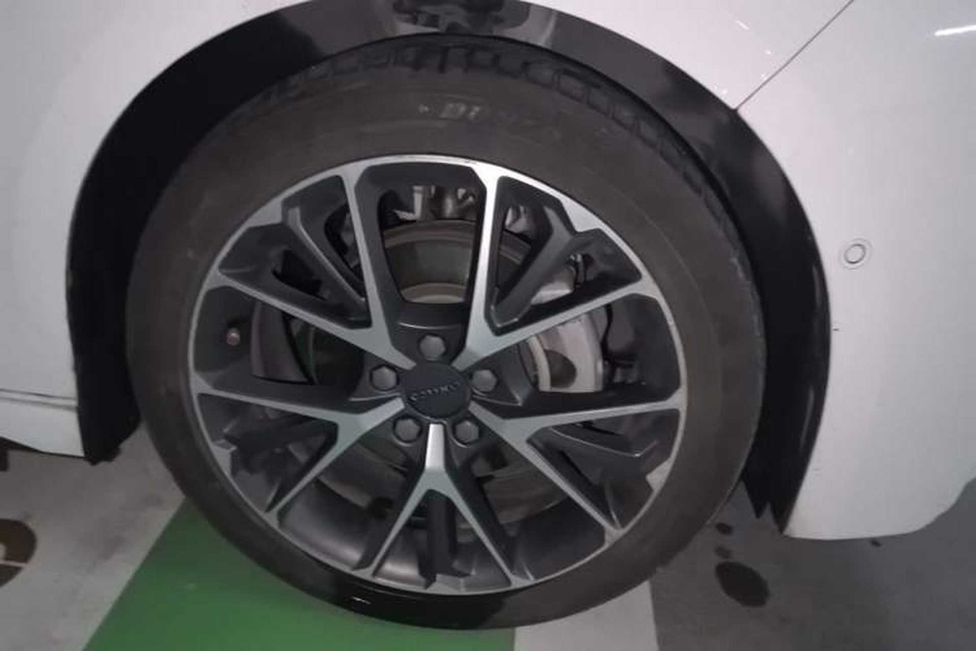 Used Lynk & Co 03 2019 1.5TD DCT JingPro Edition China VI Standard Right Front Wheel Hub