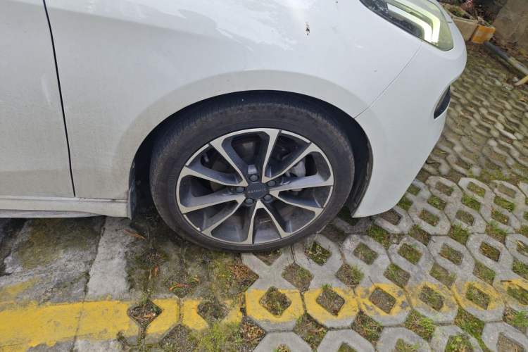 Used Lynk & Co 03 2019 1.5TD DCT Sport Edition China VI Standard Right Front Wheel Hub