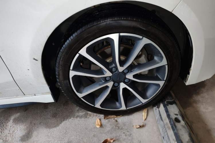 Used Lynk & Co 03 2019 1.5TD DCT Sport Edition China VI Standard Right Front Wheel Hub
