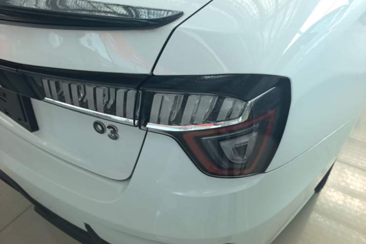 Used Lynk & Co 03 2019 1.5TD DCT JingPro Edition China VI Standard Right Rear Taillight