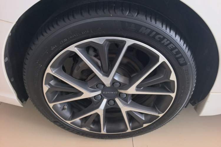 Used Lynk & Co 03 2019 1.5TD DCT JingPro Edition China VI Standard Right Rear Wheel Hub