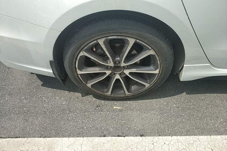 Used Lynk & Co 03 2019 1.5TD DCT Sport Edition China VI Standard Right Rear Wheel Hub