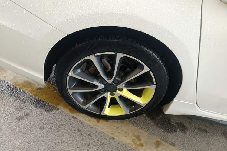 Used Lynk & Co 03 2019 1.5TD DCT Sport Edition China VI Standard Right Rear Wheel Hub