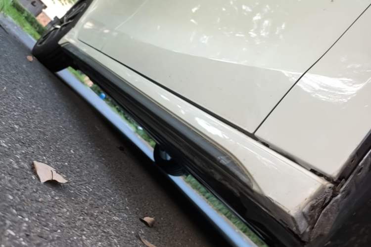 Used Lynk & Co 03 2019 2.0TD Automatic Jing Pro Edition Right Side Sill