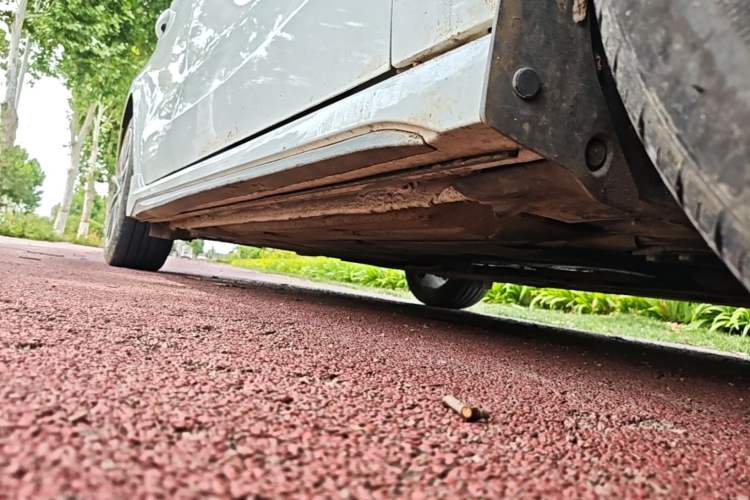Used Lynk & Co 03 2019 1.5TD DCT Sport Edition China VI Standard Right Side Sill