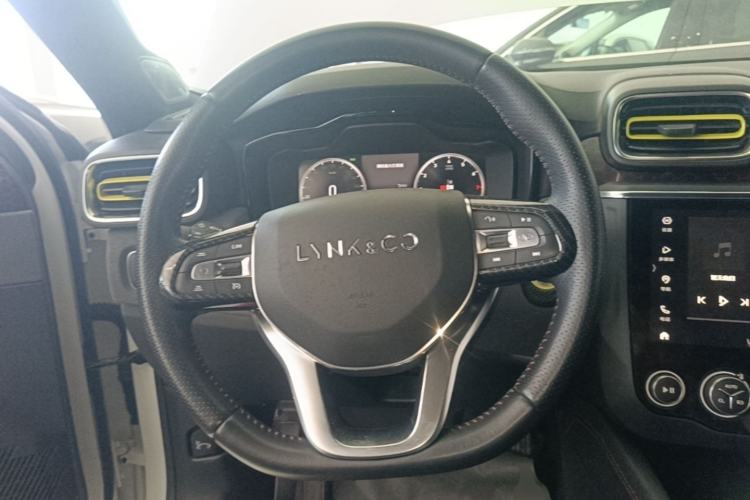 Used Lynk & Co 03 2019 1.5TD DCT JingPro Edition China VI Standard Steering Wheel