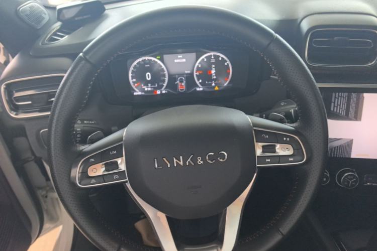 Used Lynk & Co 03 2019 1.5TD DCT JingPro Edition China VI Standard Steering Wheel