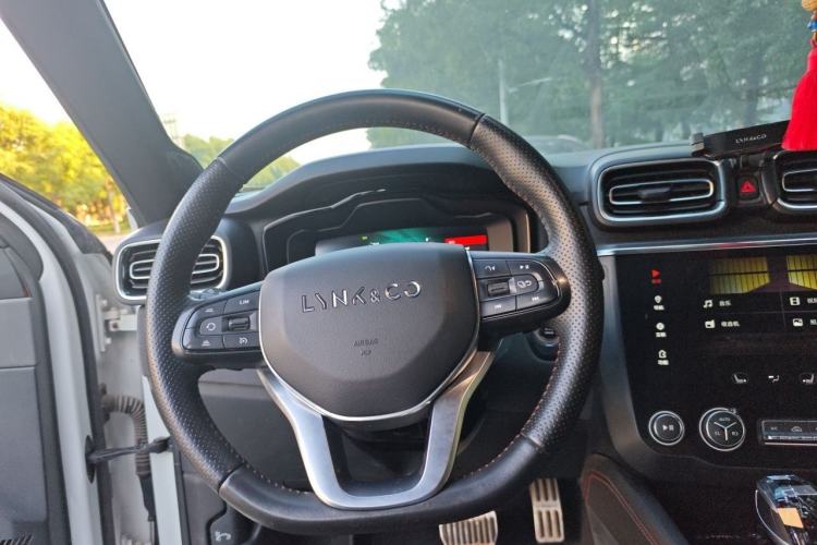 Used Lynk & Co 03 2019 1.5TD DCT Sport Edition China VI Standard Steering Wheel