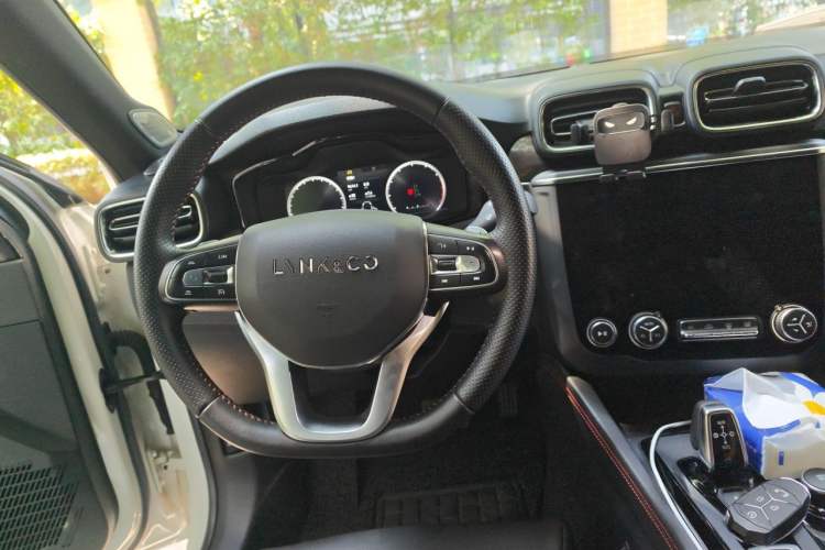 Used Lynk & Co 03 2019 2.0TD Automatic Jing Pro Edition Steering Wheel