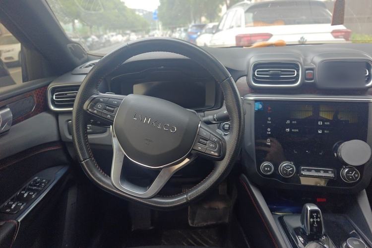 Used Lynk & Co 03 2019 2.0TD Automatic Trend Edition Steering Wheel
