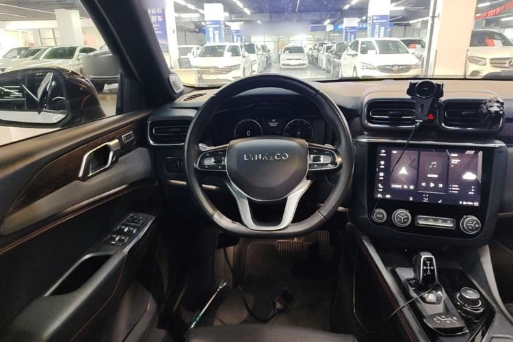 Used Lynk & Co 03 2019 2.0TD Automatic Jing Pro Edition Steering Wheel