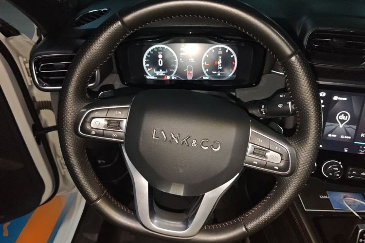 Used Lynk & Co 03 2019 2.0TD Automatic Jing Pro Edition Steering Wheel