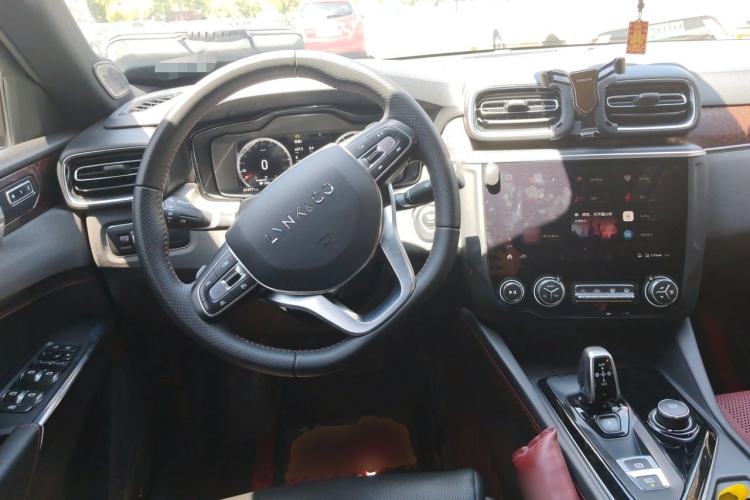 Used Lynk & Co 03 2019 2.0TD Automatic Jing Pro Edition Steering Wheel