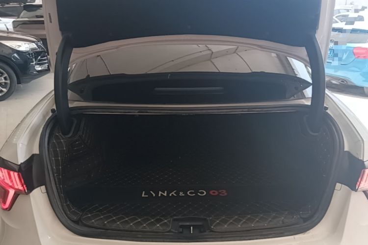 Used Lynk & Co 03 2019 1.5TD DCT Sport Edition China VI Standard Trunk