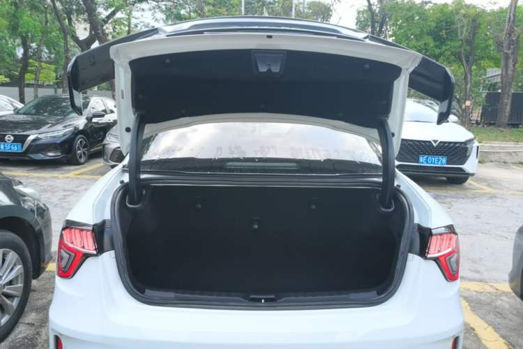 Used Lynk & Co 03 2019 1.5TD DCT Sport Edition China VI Standard Trunk