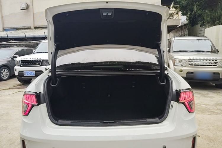 Used Lynk & Co 03 2019 1.5TD DCT Sport Edition China VI Standard Trunk