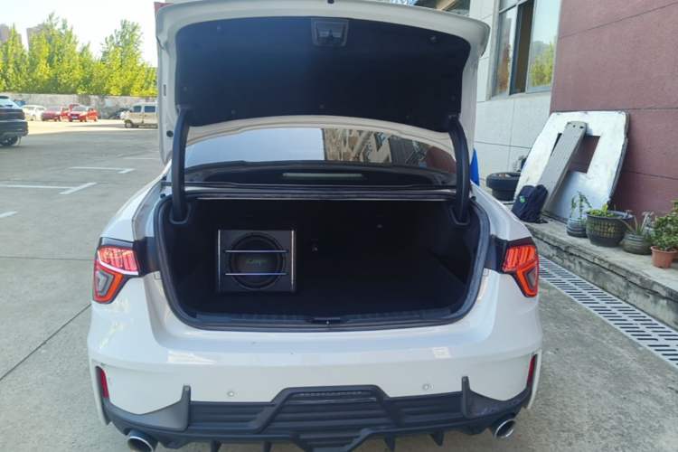 Used Lynk & Co 03 2019 1.5TD DCT Sport Edition China VI Standard Trunk