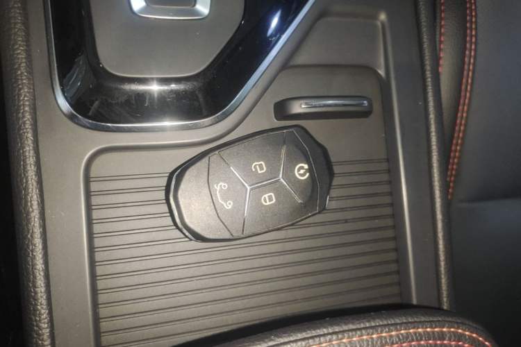 Used Lynk & Co 03 2019 1.5TD DCT JingPro Edition China VI Standard Vehicle Key