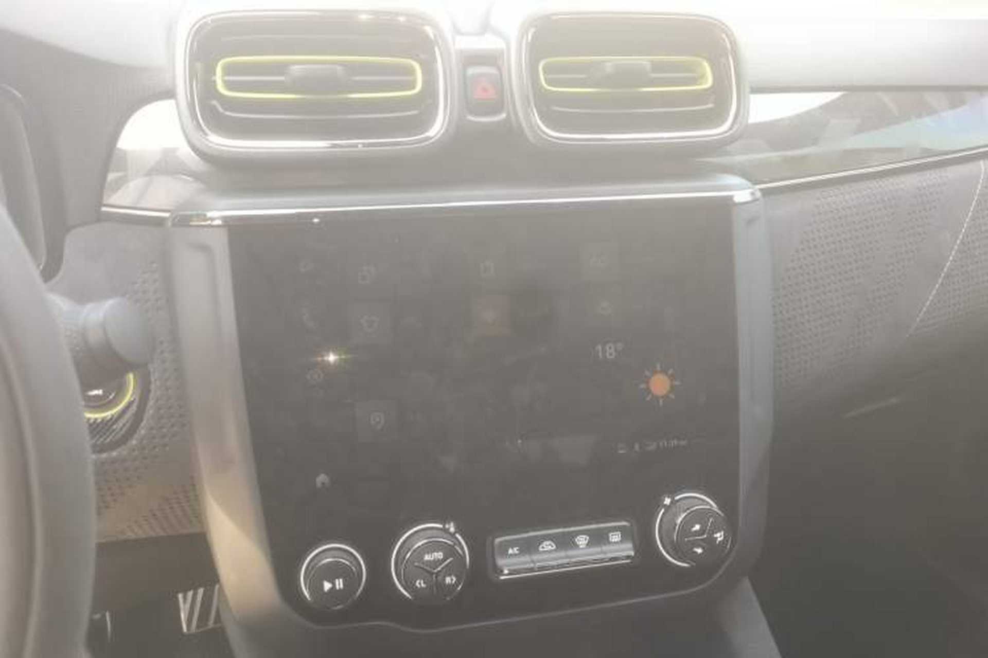 Used Lynk & Co 03 2019 03+ 2.0TD Automatic Wind-Chasing Edition Audio And AC Panel
