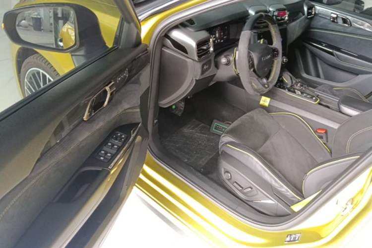 Used Lynk & Co 03 2019 03+ 2.0TD Automatic Wind-Chasing Edition Driver Seat