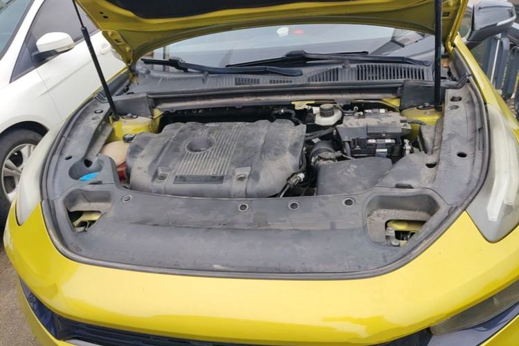 Used Lynk & Co 03 2019 03+ 2.0TD Automatic Hunter Edition Engine Bay