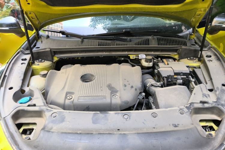 Used Lynk & Co 03 2019 03+ 2.0TD Automatic Wind-Chasing Edition Engine Bay
