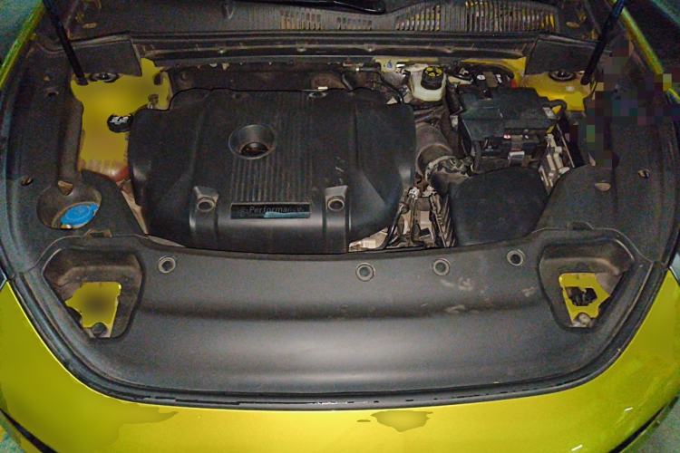 Used Lynk & Co 03 2019 03+ 2.0TD Automatic Wind-Chasing Edition Engine Bay