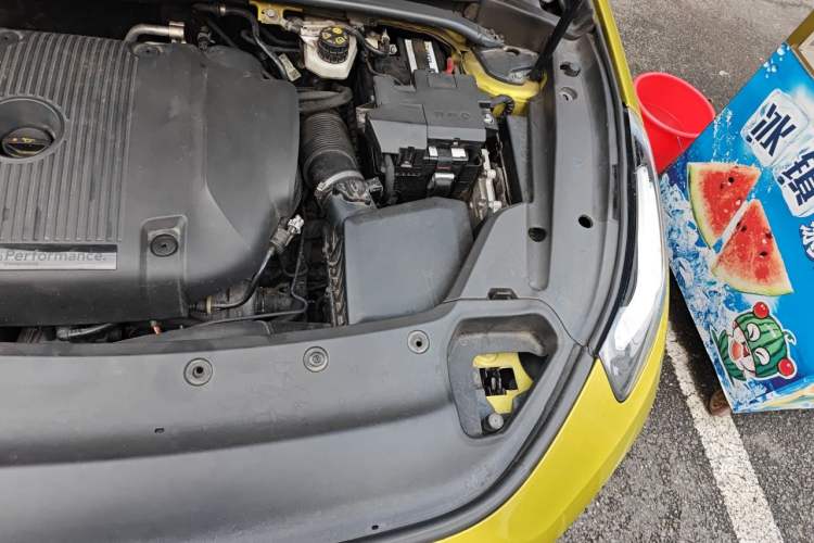 Used Lynk & Co 03 2019 03+ 2.0TD Automatic Wind-Chasing Edition Engine Bay Left
