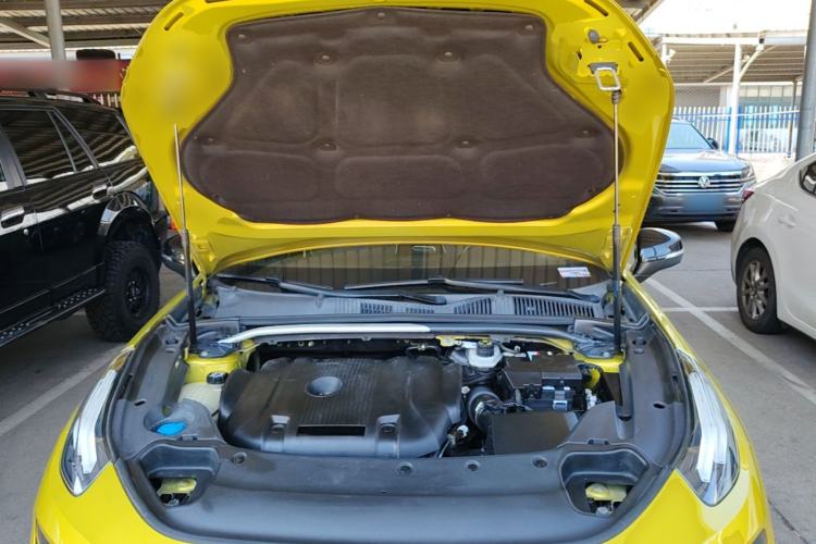 Used Lynk & Co 03 2019 03+ 2.0TD Automatic Wind-Chasing Edition Engine Bay