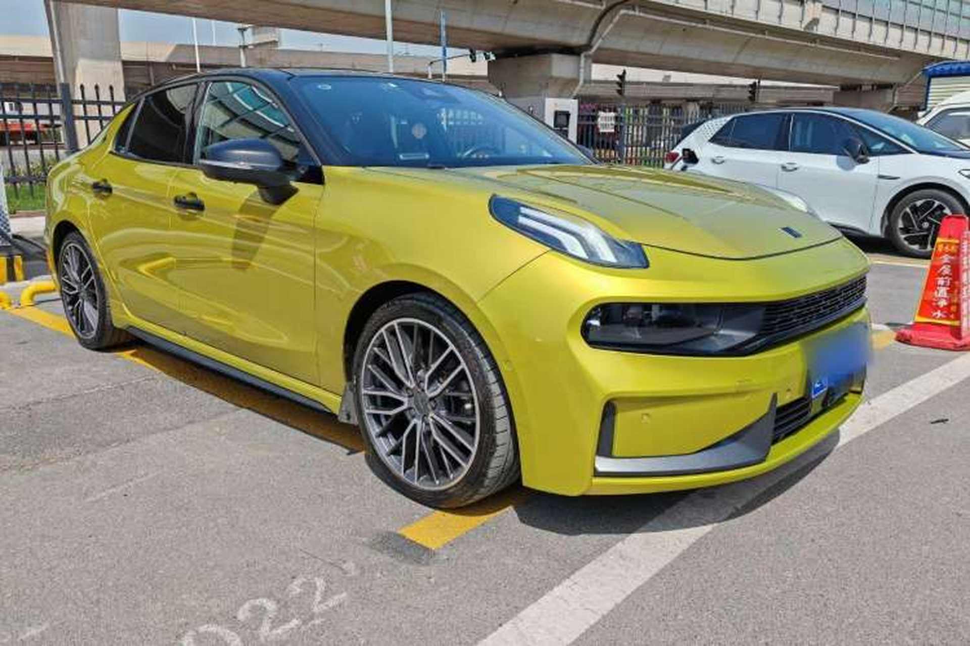 Used Lynk & Co 03 2019 03+ 2.0TD Automatic Wind-Chasing Edition Exterior 2
