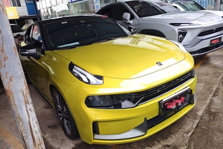 Used Lynk & Co 03 2019 03+ 2.0TD Automatic Wind-Chasing Edition Front Right 45 Deg