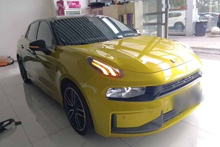 Used Lynk & Co 03 2019 03+ 2.0TD Automatic Wind-Chasing Edition Front Right 45 Deg