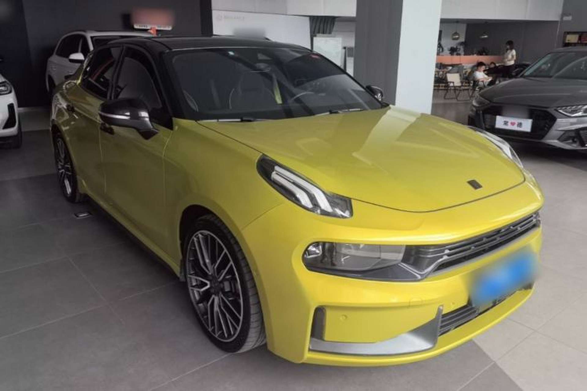 Used Lynk & Co 03 2019 03+ 2.0TD Automatic Wind-Chasing Edition Front Right 45 Deg