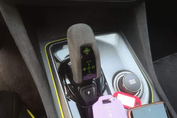 Used Lynk & Co 03 2019 03+ 2.0TD Automatic Wind-Chasing Edition Gear Lever