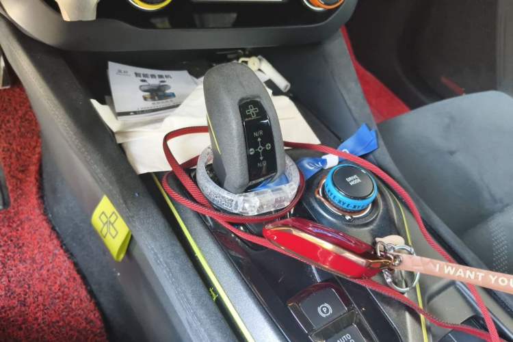 Used Lynk & Co 03 2019 03+ 2.0TD Automatic Wind-Chasing Edition Gear Lever