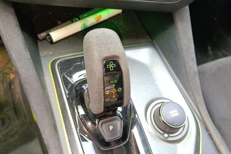 Used Lynk & Co 03 2019 03+ 2.0TD Automatic Wind-Chasing Edition Gear Lever