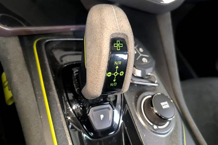 Used Lynk & Co 03 2019 03+ 2.0TD Automatic Wind-Chasing Edition Gear Lever