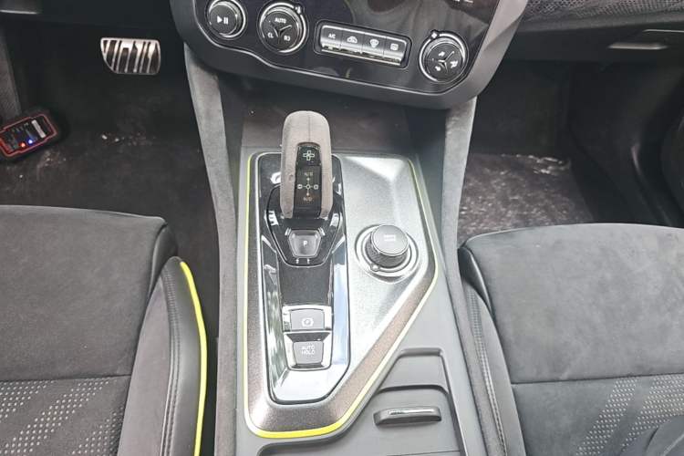 Used Lynk & Co 03 2019 03+ 2.0TD Automatic Wind-Chasing Edition Gear Lever