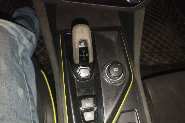 Used Lynk & Co 03 2019 03+ 2.0TD Automatic Wind-Chasing Edition Gear Lever
