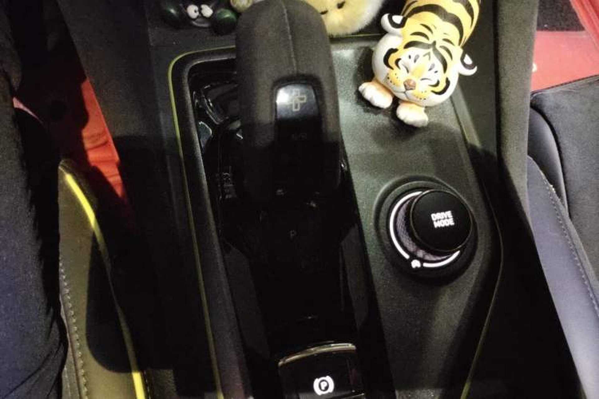 Used Lynk & Co 03 2019 03+ 2.0TD Automatic Wind-Chasing Edition Gear Lever