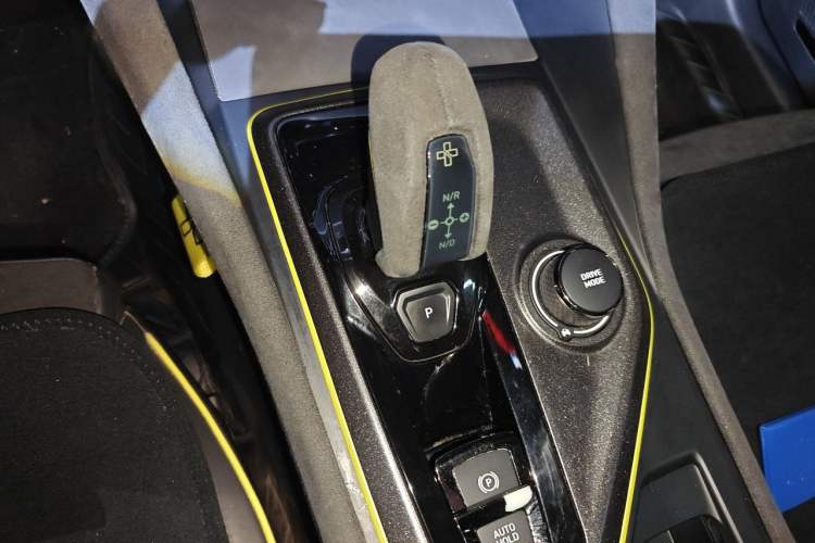 Used Lynk & Co 03 2019 03+ 2.0TD Automatic Performance Package Version Gear Lever