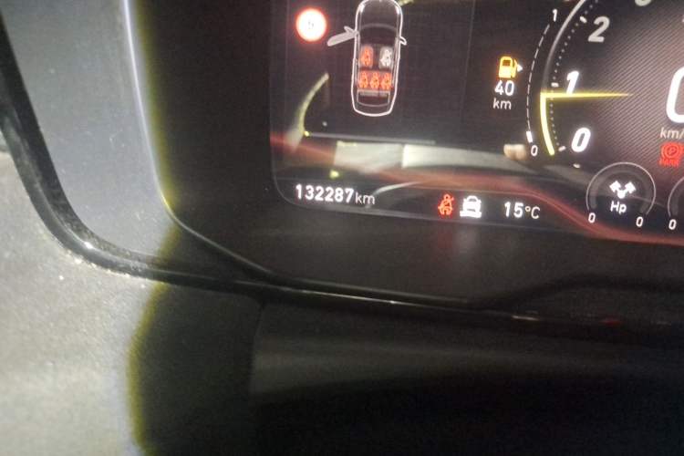 Used Lynk & Co 03 2019 03+ 2.0TD Automatic Wind-Chasing Edition Odometer Close Up