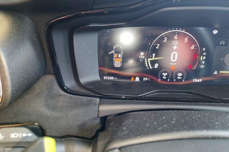 Used Lynk & Co 03 2019 03+ 2.0TD Automatic Wind-Chasing Edition Odometer Close Up