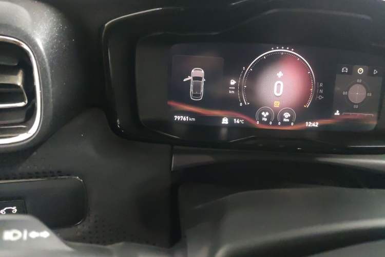 Used Lynk & Co 03 2019 03+ 2.0TD Automatic Wind-Chasing Edition Odometer Close Up