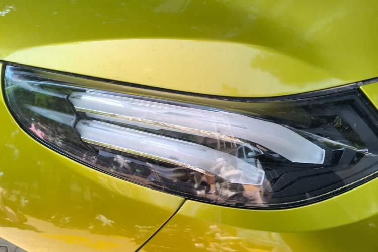 Used Lynk & Co 03 2019 03+ 2.0TD Automatic Wind-Chasing Edition Right Front Headlight