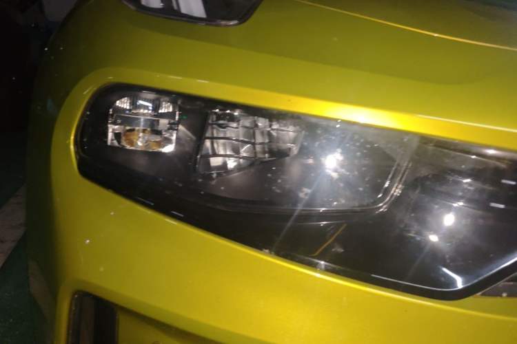 Used Lynk & Co 03 2019 03+ 2.0TD Automatic Wind-Chasing Edition Right Front Headlight