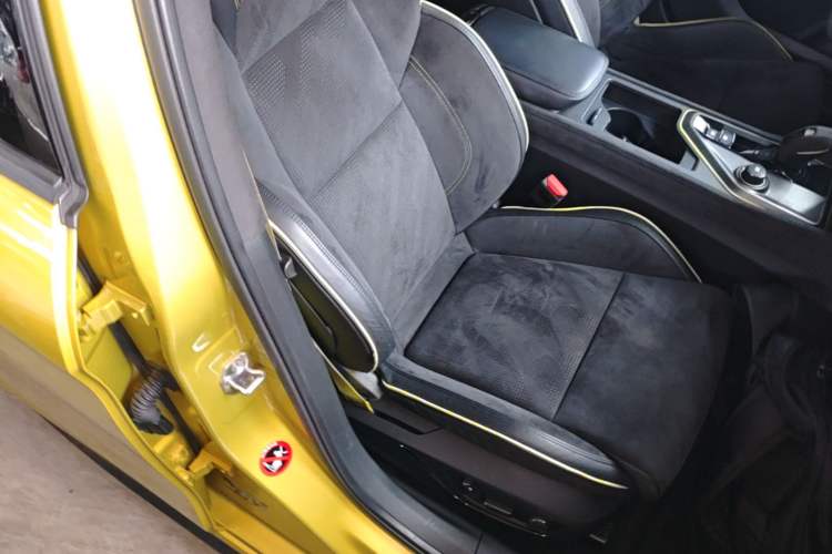 Used Lynk & Co 03 2019 03+ 2.0TD Automatic Wind-Chasing Edition Right Front Seat