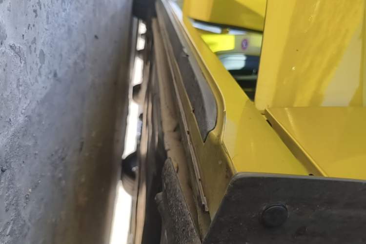 Used Lynk & Co 03 2019 03+ 2.0TD Automatic Wind-Chasing Edition Right Side Sill