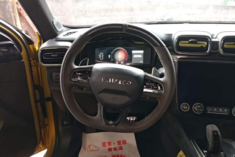 Used Lynk & Co 03 2019 03+ 2.0TD Automatic Wind-Chasing Edition Steering Wheel